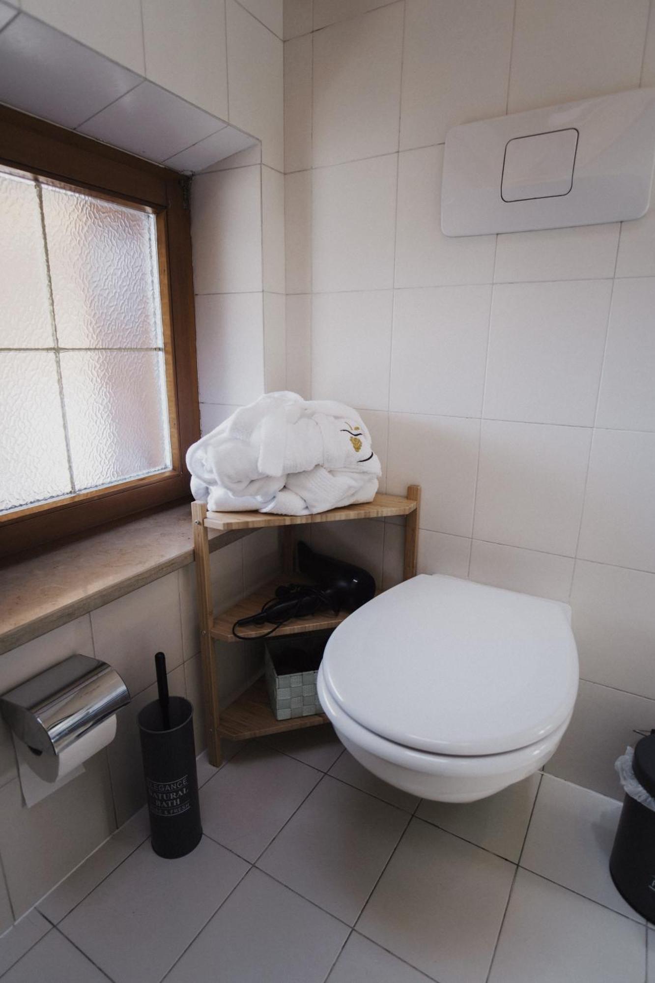 Toellhof Studio Stube Μπρεσανόνε Εξωτερικό φωτογραφία